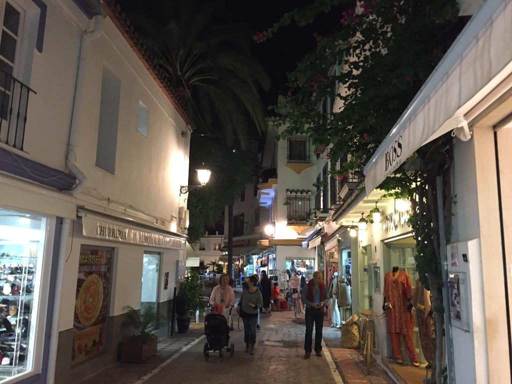 Bahia De Casares Apartment Estepona Phòng bức ảnh