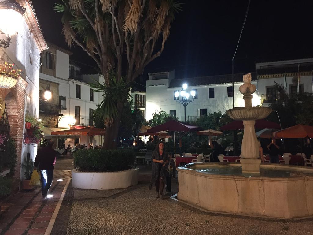 Bahia De Casares Apartment Estepona Phòng bức ảnh